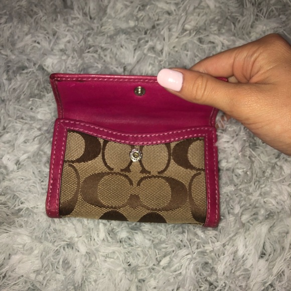 Authentic coach wallet - Picture 2 of 5